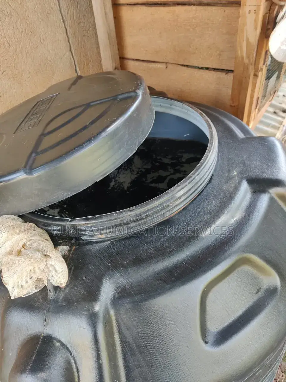 Pure Rabbit Urine ( Directly From the Farm)