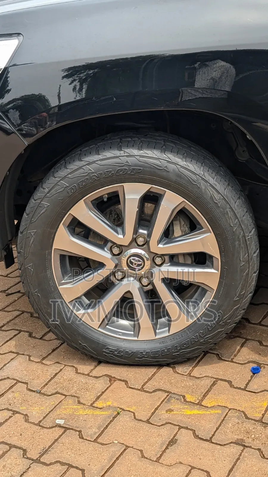 Toyota Land Cruiser 4.6 V8 ZX 2017 Black