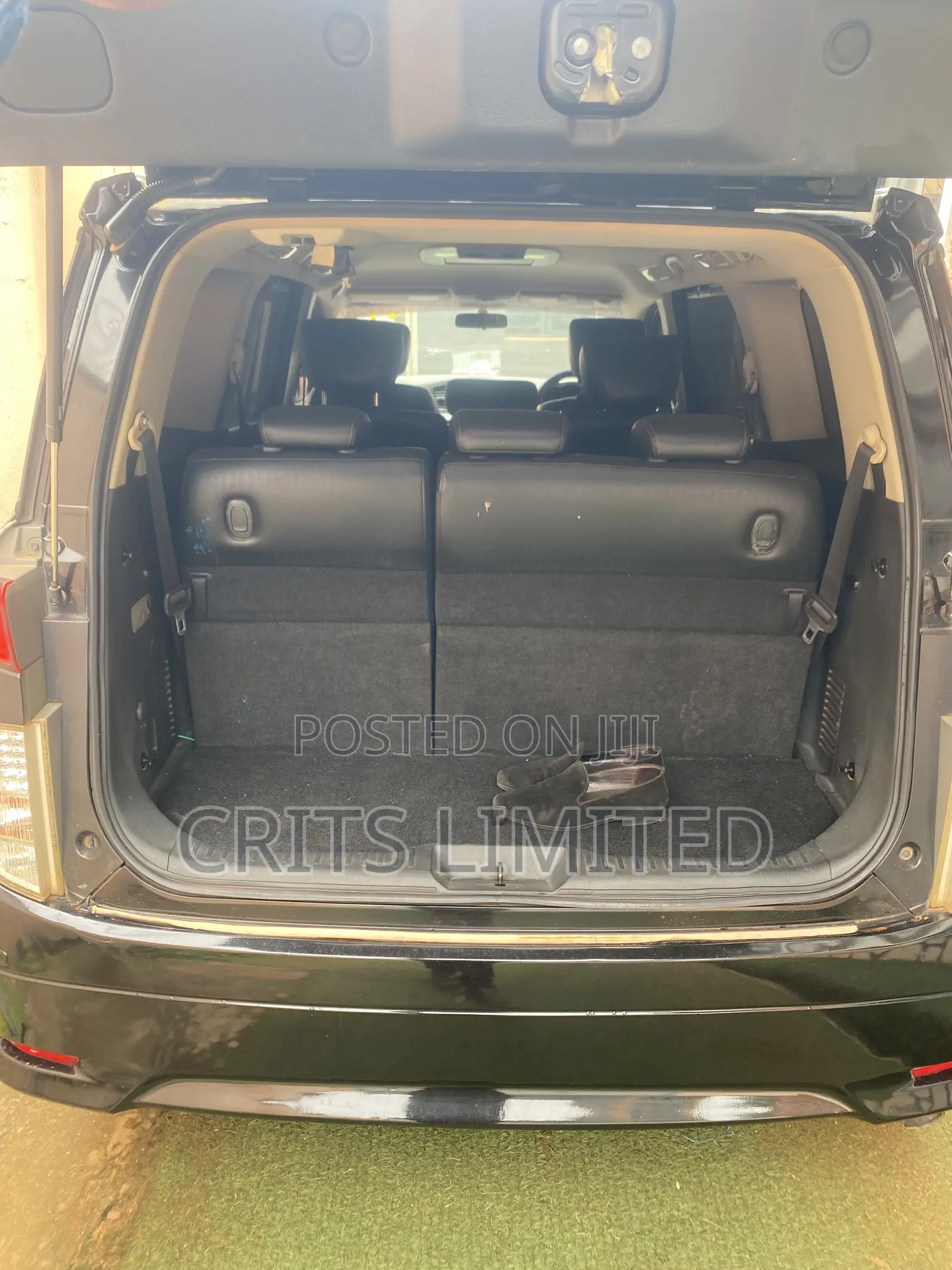Nissan Elgrand 2010 Black