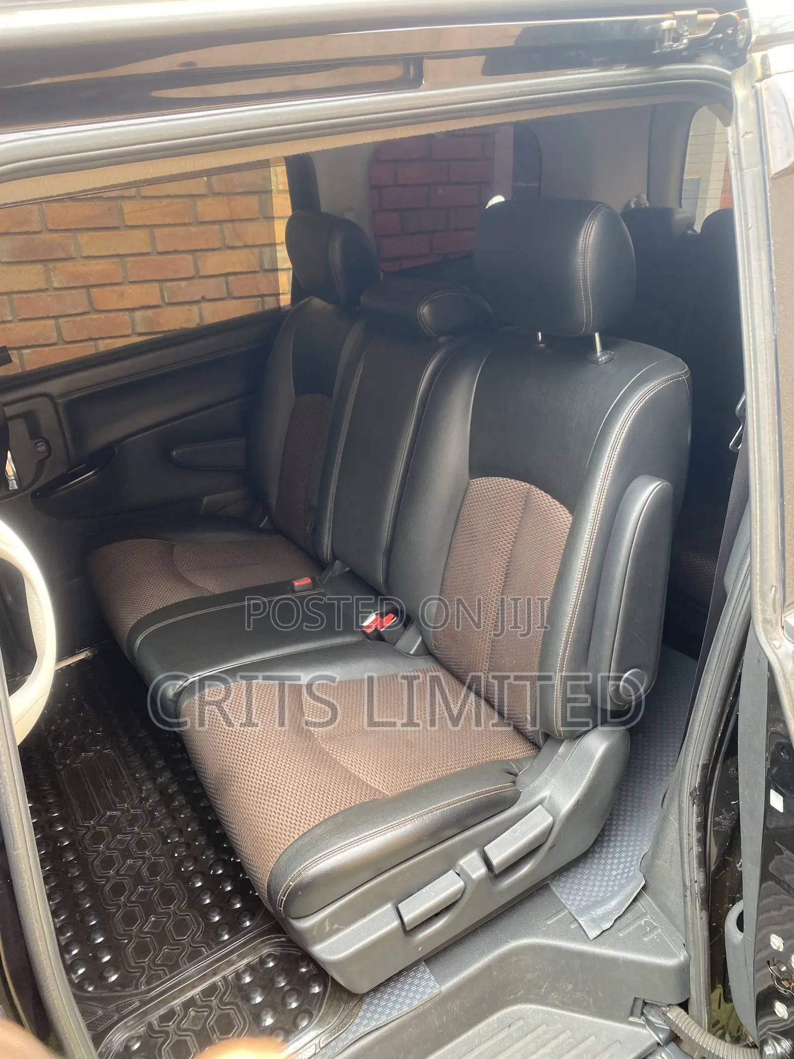 Nissan Elgrand 2010 Black