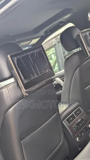 Toyota Land Cruiser 4.6 V8 ZX 2017 Black