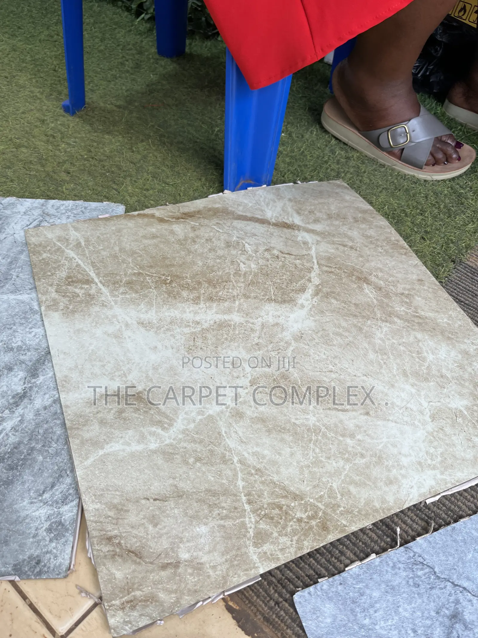 Large Vinyl PVC Carpets 200k Full Box 45cm X 45 Cm