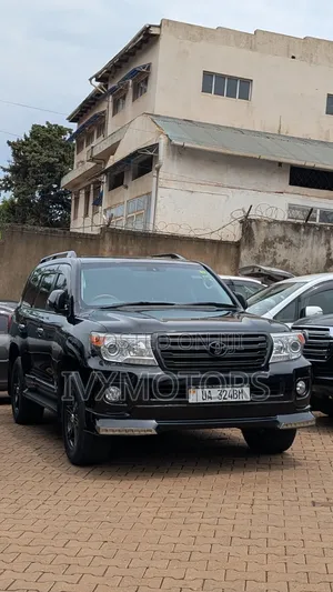 Toyota Land Cruiser 2013 Black