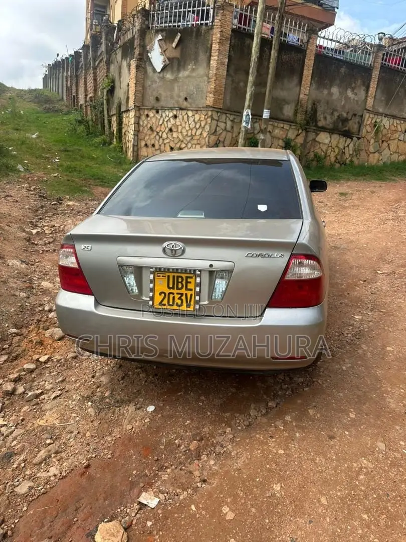 Toyota Corolla 2006 Gold