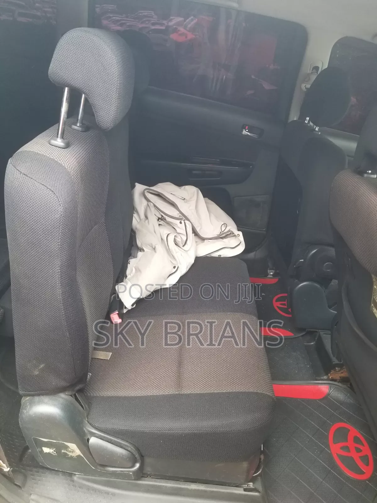 Toyota Wish 2007 Silver