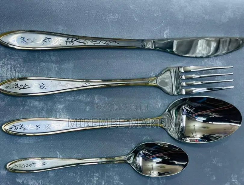 -Piece Stainless Steel Cutlery Set