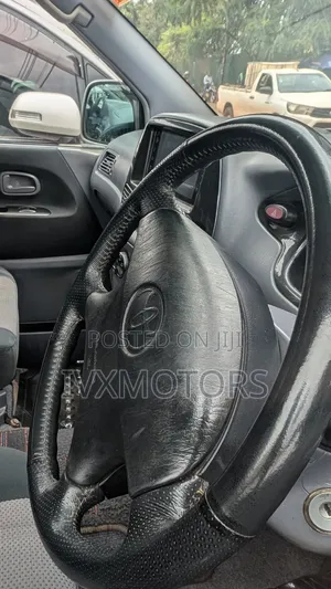 Toyota Noah 2.0 FWD (8 Seater) 2002 Silver