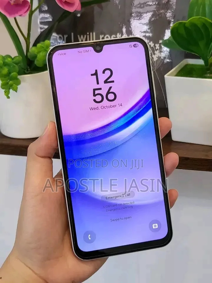 New Samsung Galaxy A15 5G 256 GB Gold