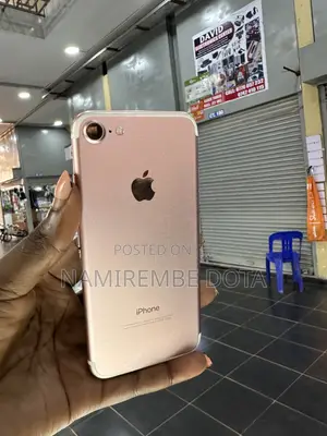 Apple iPhone 7 32 GB Rose Gold
