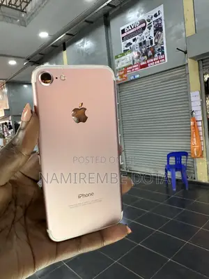 Apple iPhone 7 32 GB Rose Gold