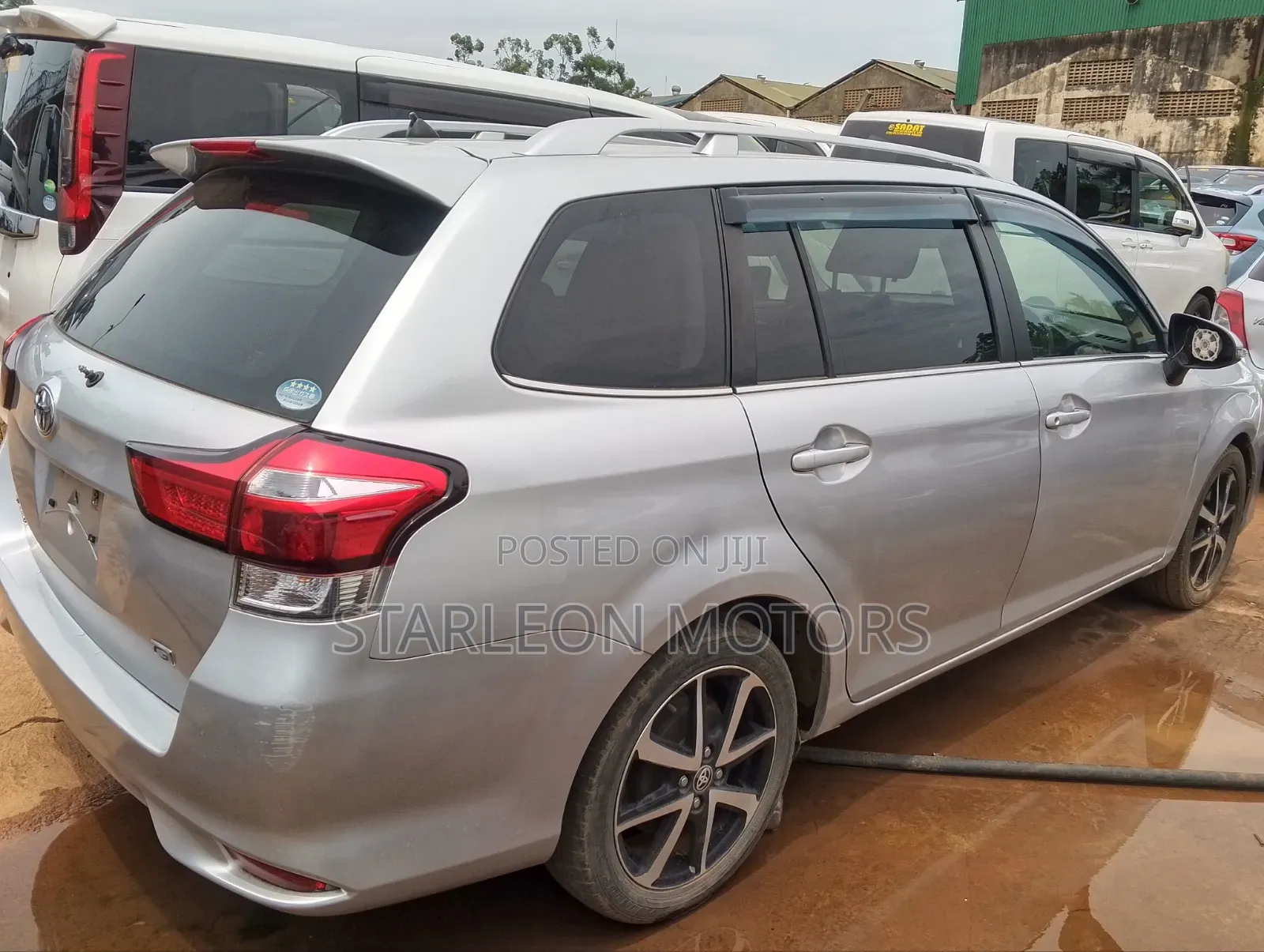 Toyota Corolla Fielder 1.5 Petrol AWD 2017 Silver