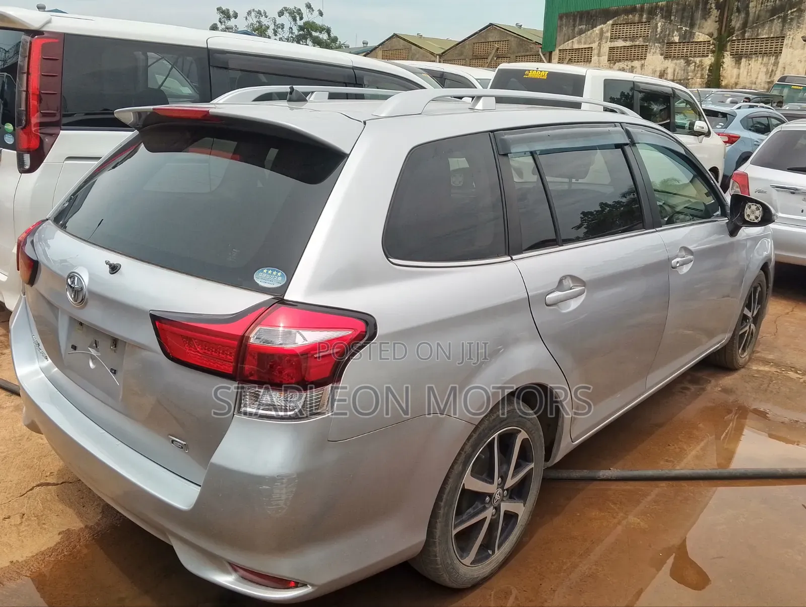 Toyota Corolla Fielder 1.5 Petrol AWD 2017 Silver