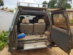 Nissan Patrol 2000 Green