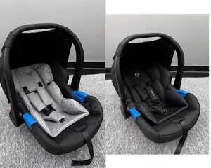 The Burbay Stage 1 Infant Car Seat and Carry Cot
