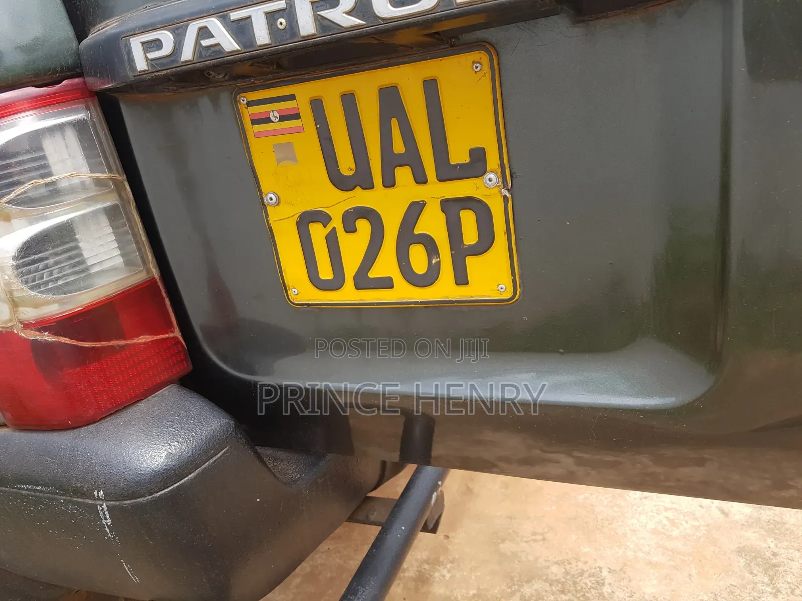 Nissan Patrol 2000 Green
