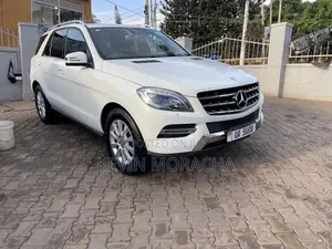 Mercedes-Benz M Class ML 350 BlueTEC 4Matic 2013 Blue