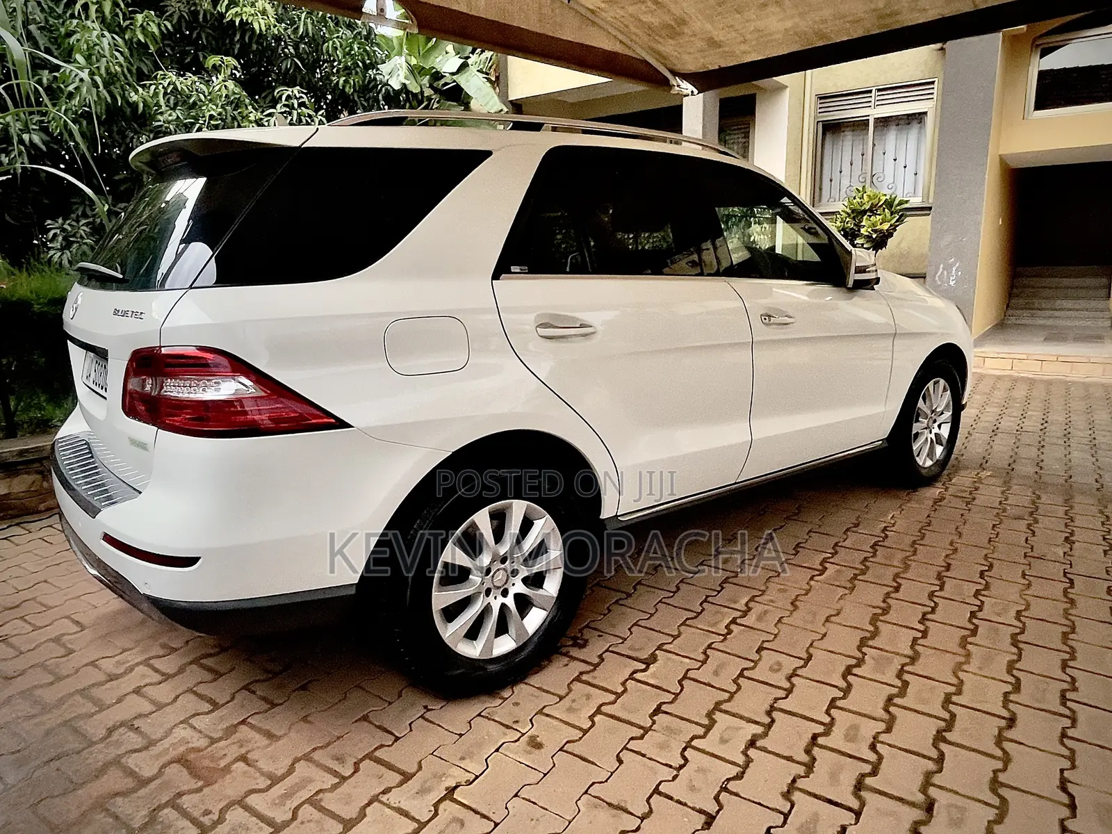 Mercedes-Benz M Class ML 350 BlueTEC 4Matic 2013 Blue