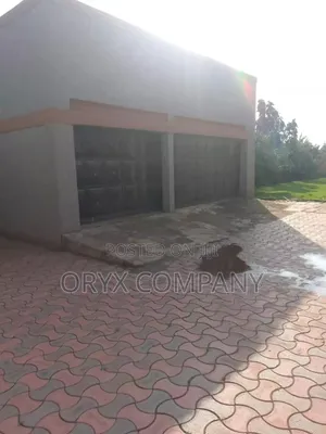 Furnished 9bdrm House in Oryx Estate, Central Division for sale
