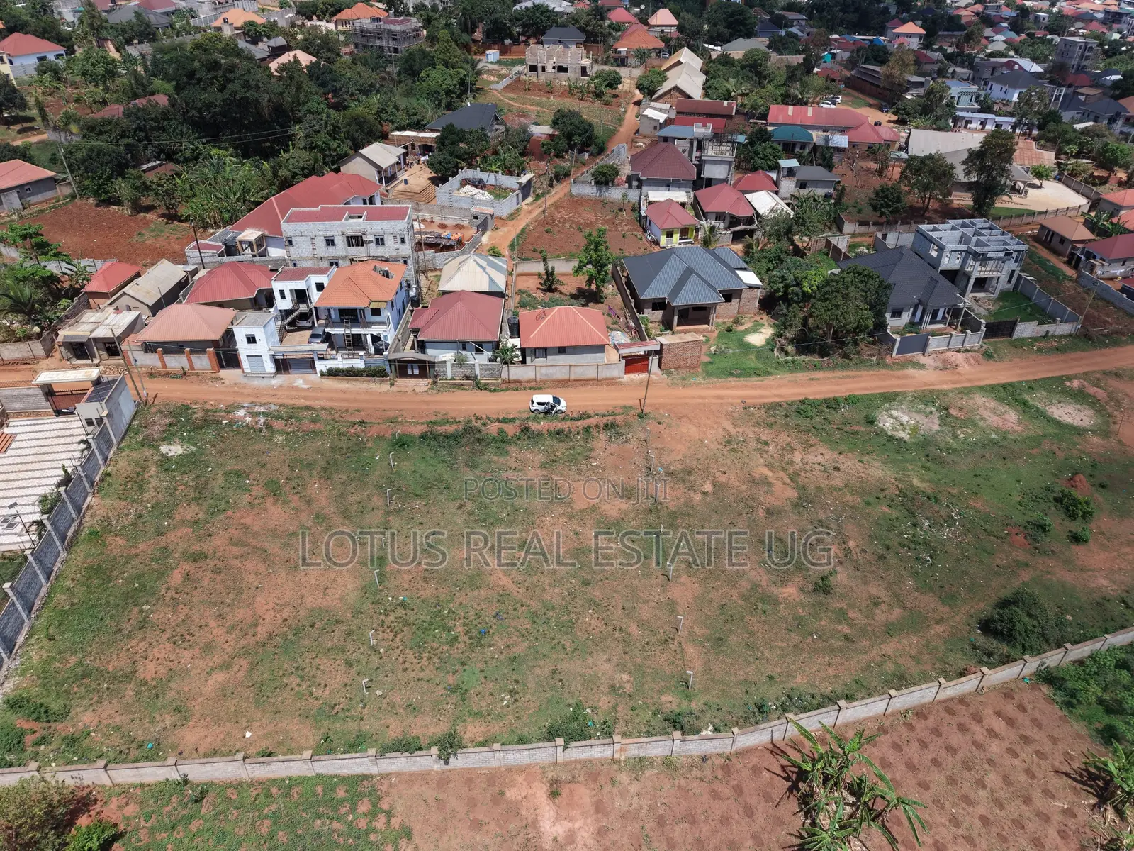 Plot for Sale in Busabala- Kigo 100x100ft
