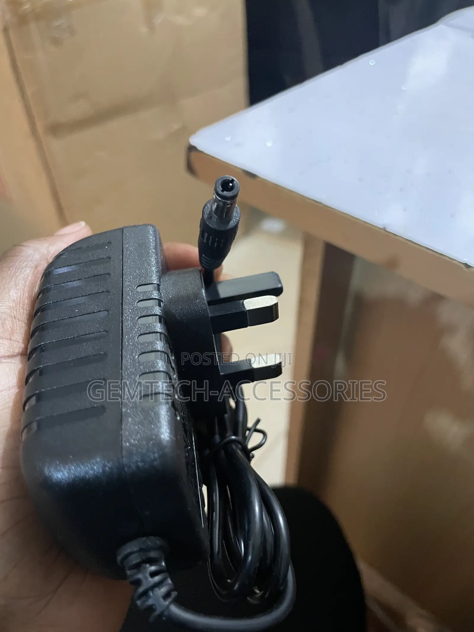 12v 2A Power Adapter