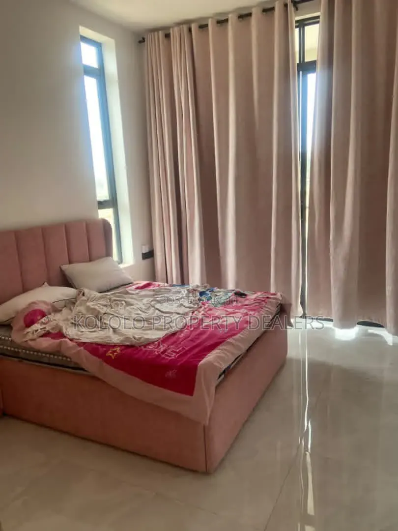 Furnished 4bdrm Mansion in Bukoto, Central Division for rent