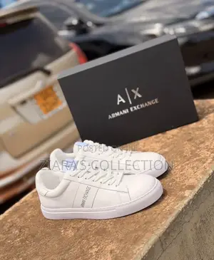 Armani Exchange Low-Top Sneakers