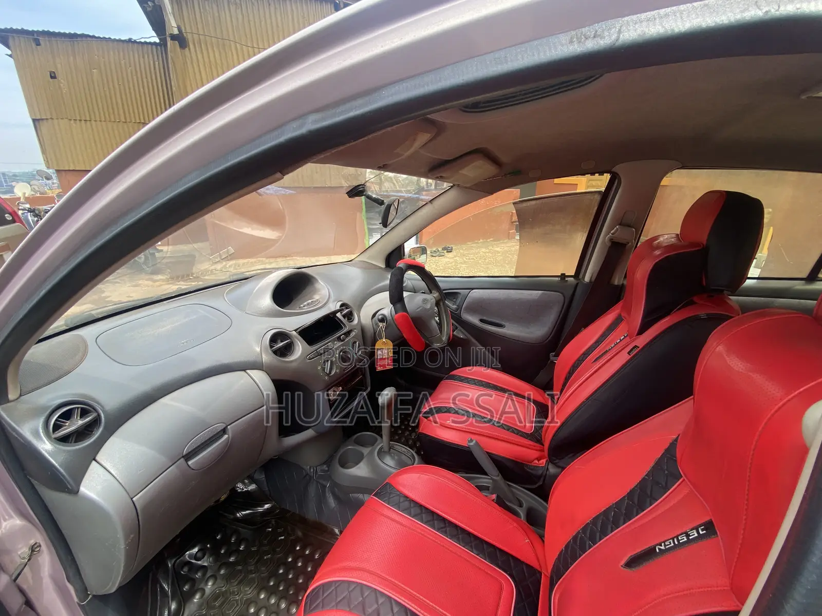 Toyota Vitz 2008 Burgundy