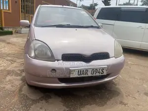 Toyota Vitz 2008 Burgundy