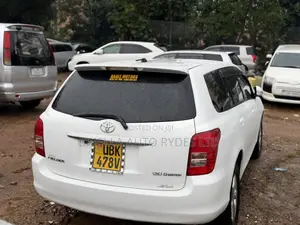 Toyota Corolla Fielder 2009 White