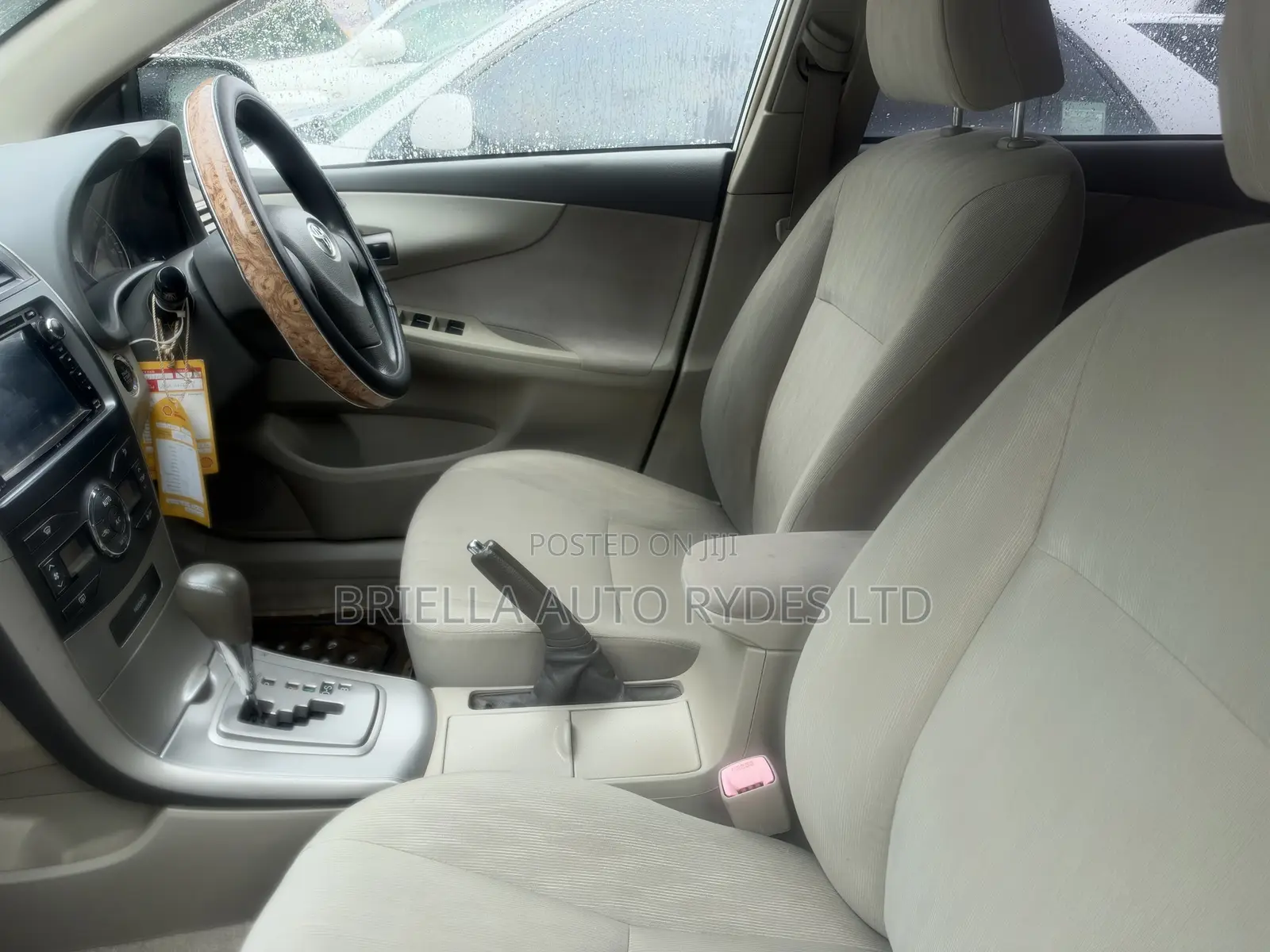 Toyota Corolla Fielder 2009 White