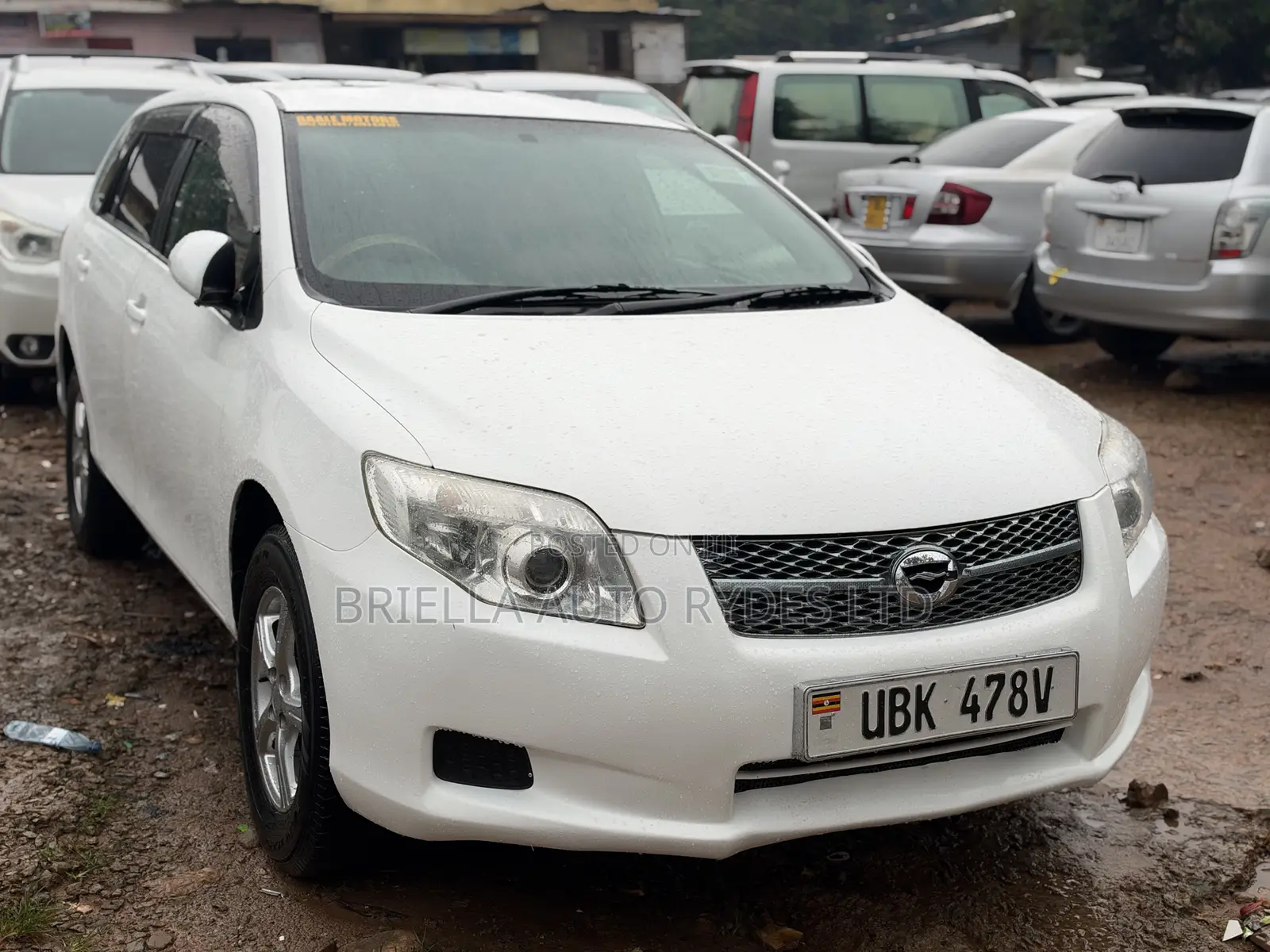 Toyota Corolla Fielder 2009 White