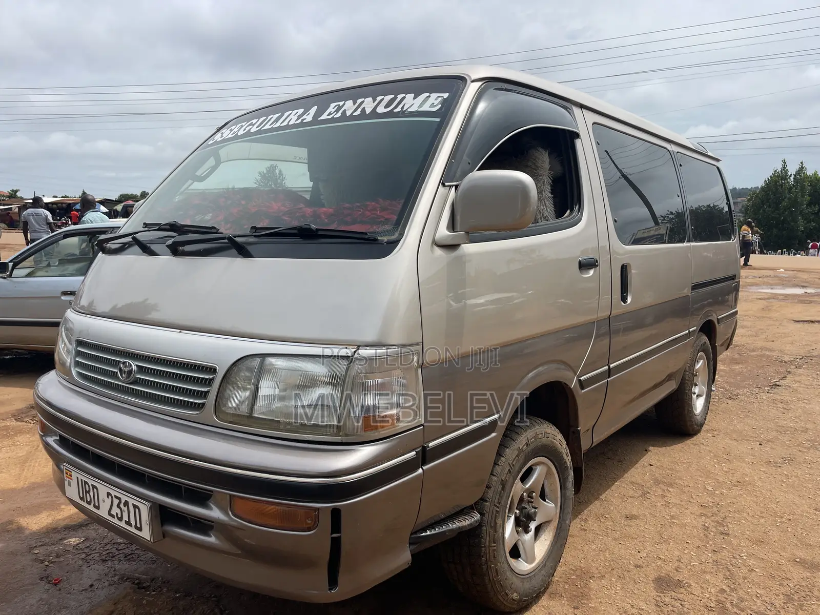 Toyota Grand HiAce 2002 Silver
