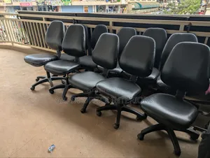 Refurbished // Second Hand Armless Office Furniture, Adjustable