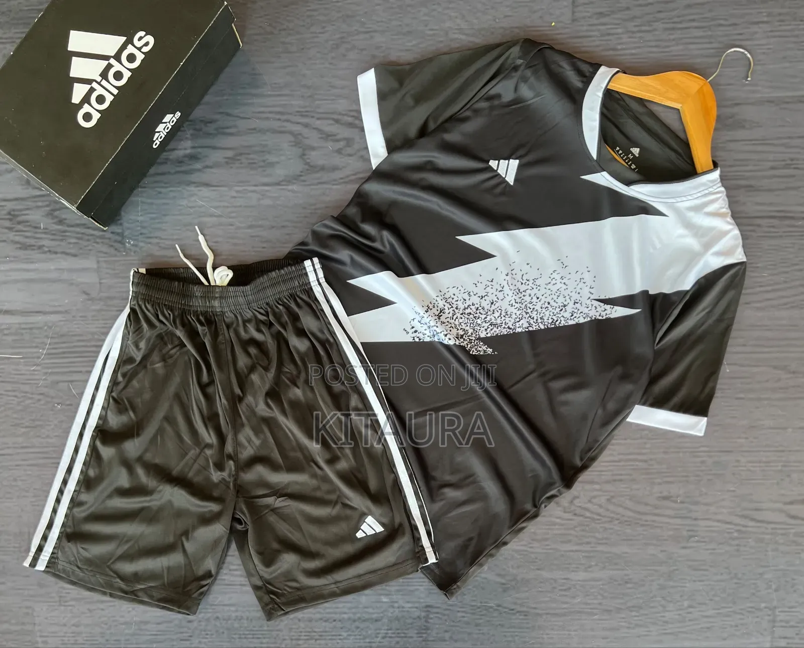 New Stock of Plain Kit Designs