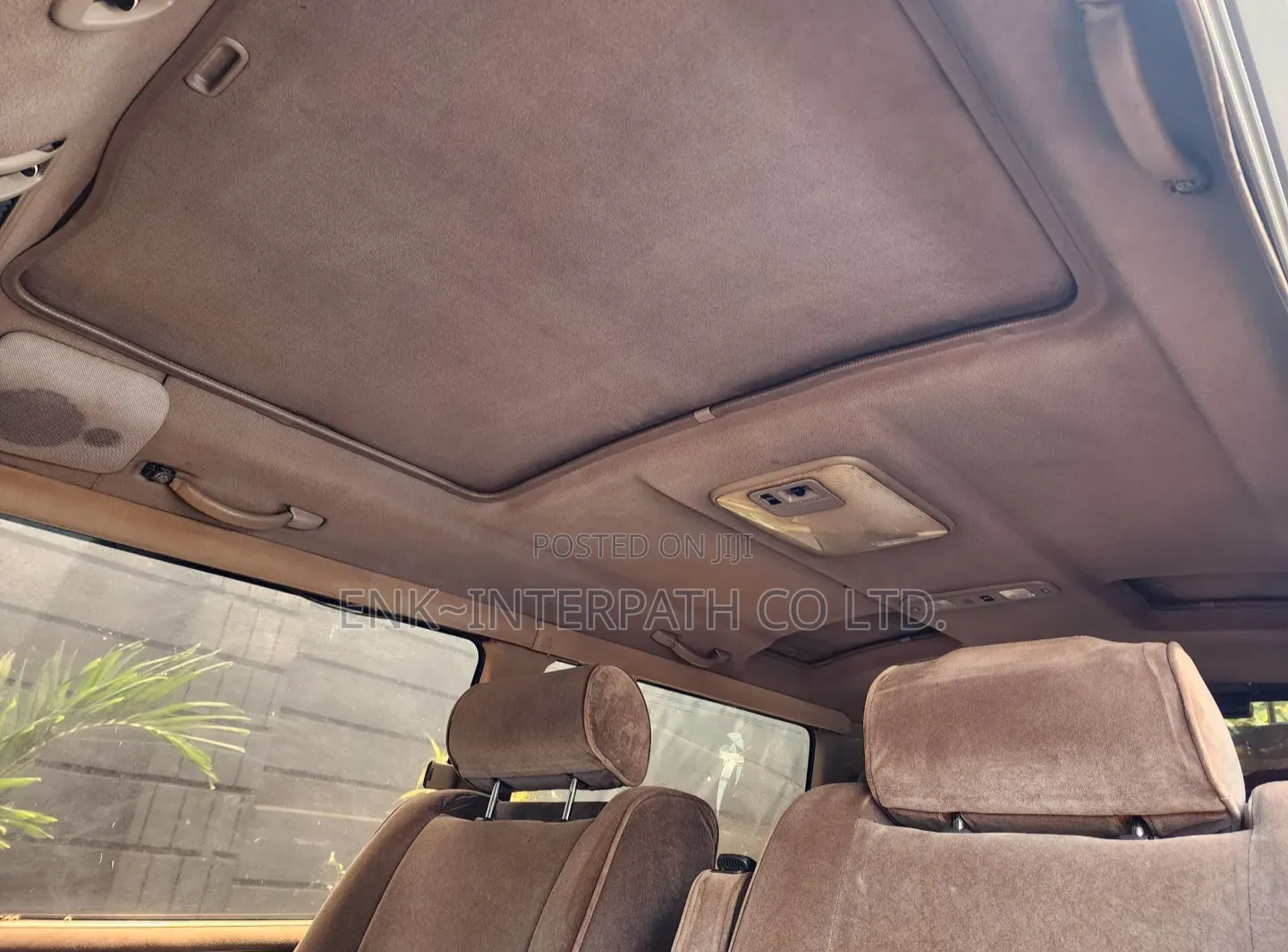 Toyota HiAce 1996 Brown