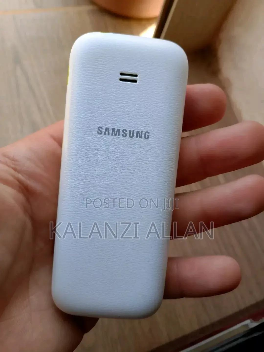 New Samsung B310 White