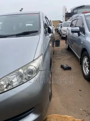 Toyota Wish 2012 Gray