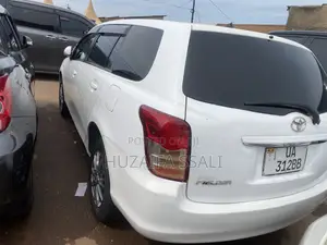 Toyota Corolla Fielder 2012 White