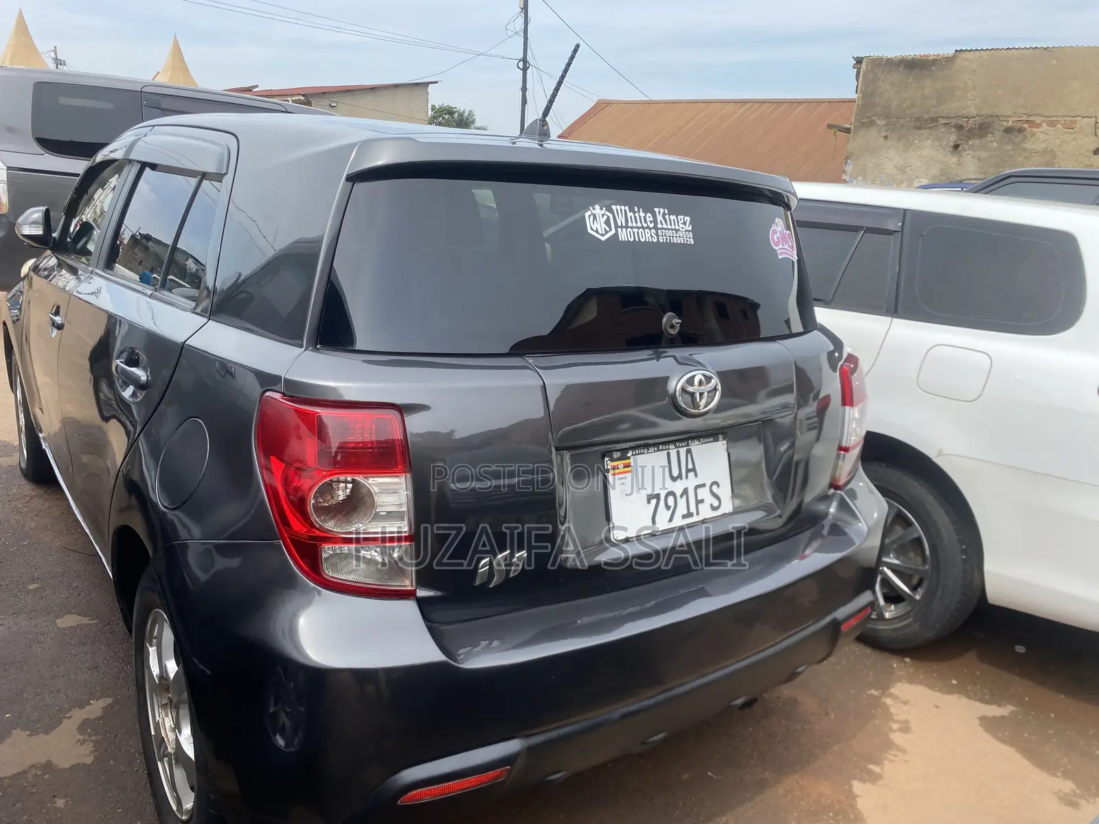 Toyota IST 2010 Gray