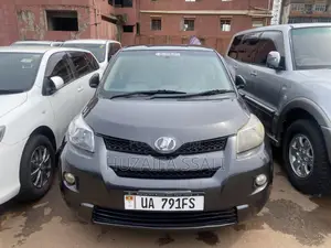 Toyota IST 2010 Gray