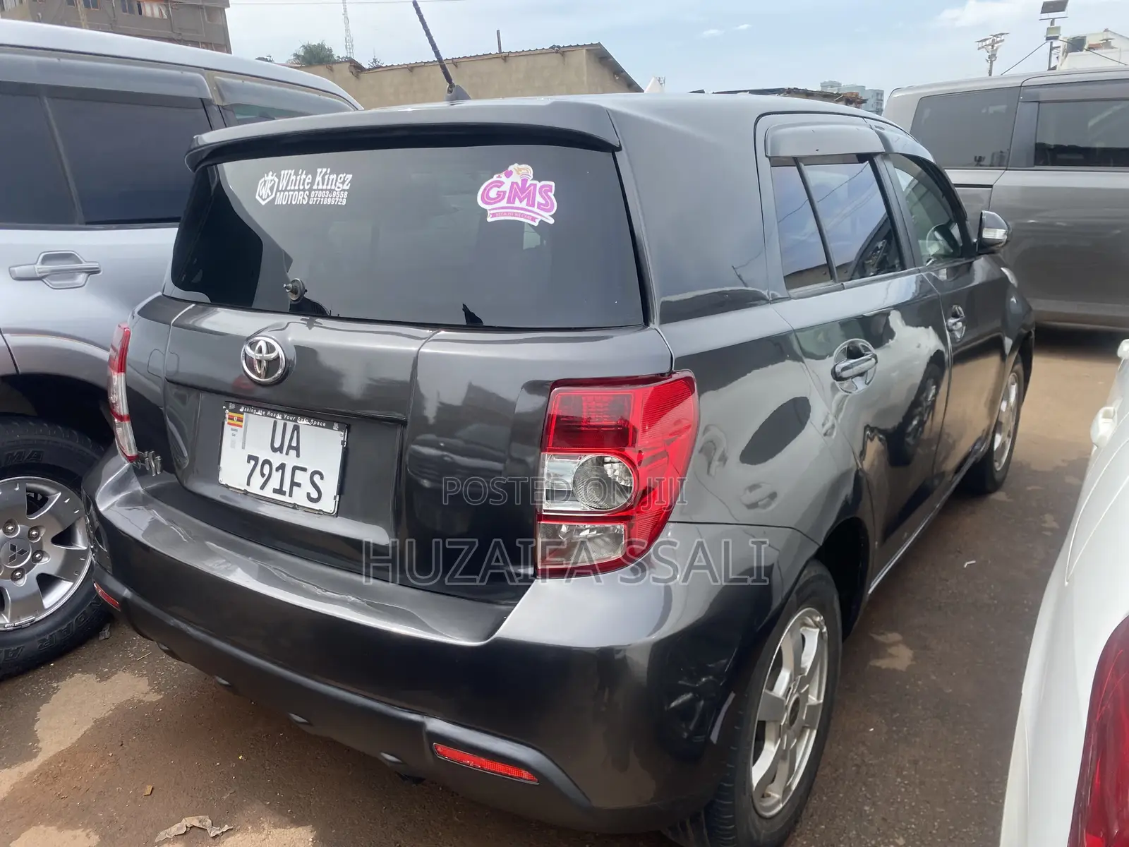 Toyota IST 2010 Gray