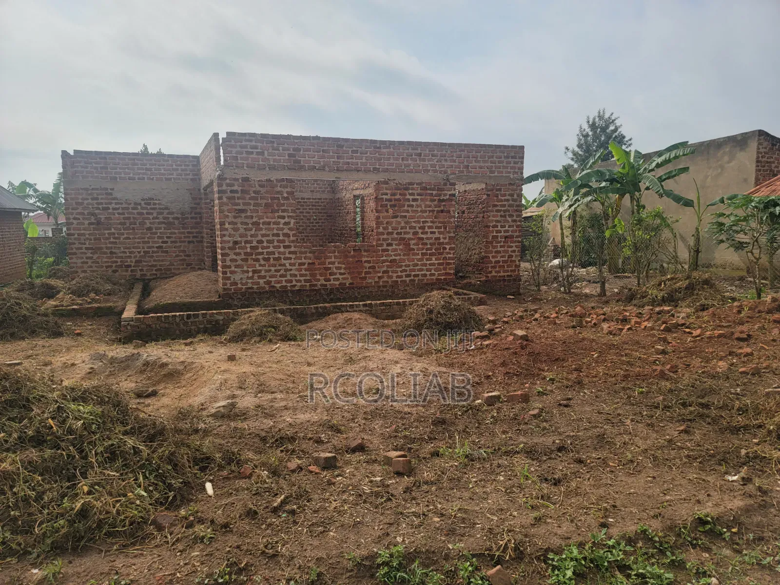 3bdrm House in Njovu Estate, Wakiso / Wakiso for sale