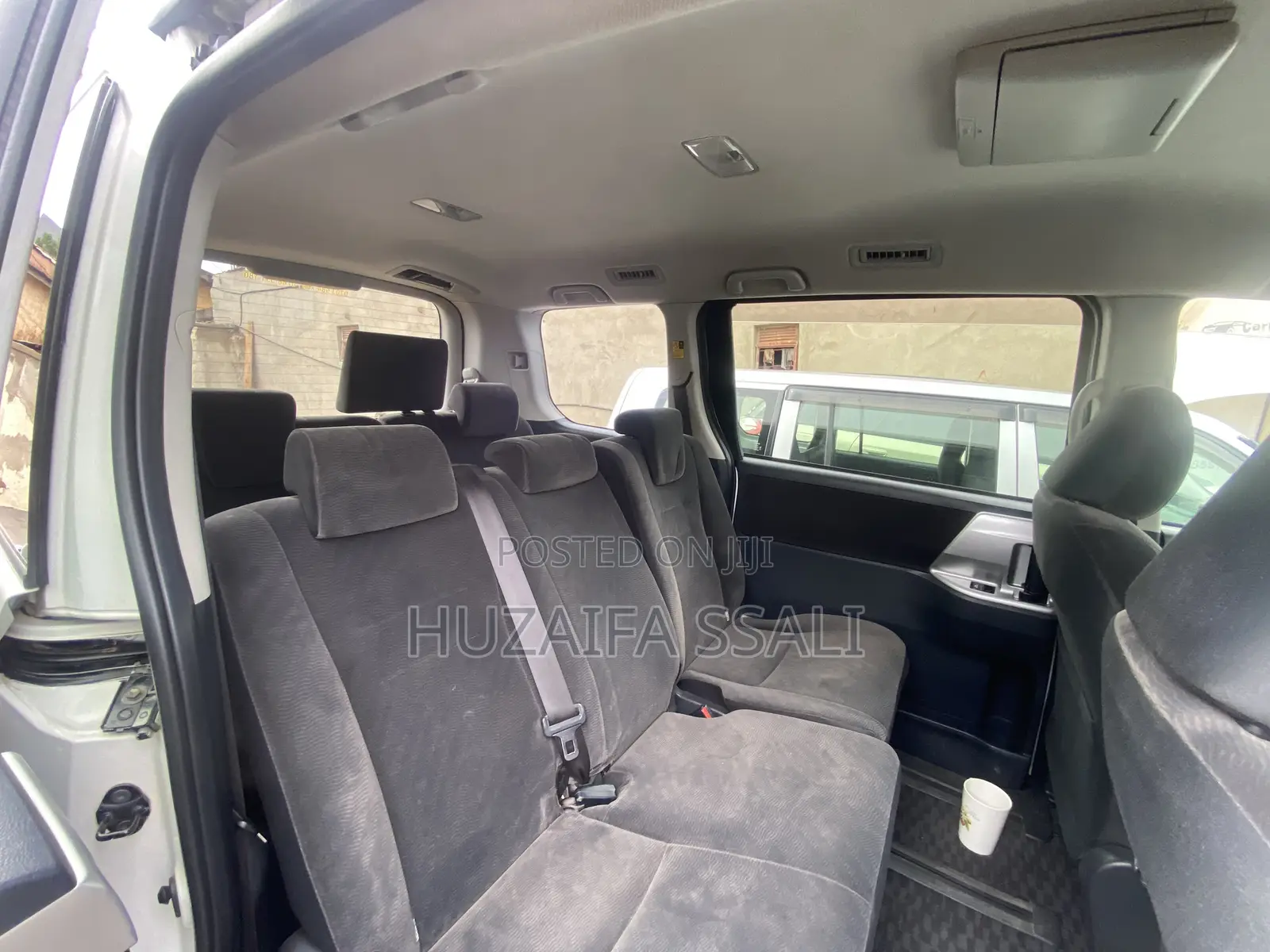 Toyota Noah 2022 White