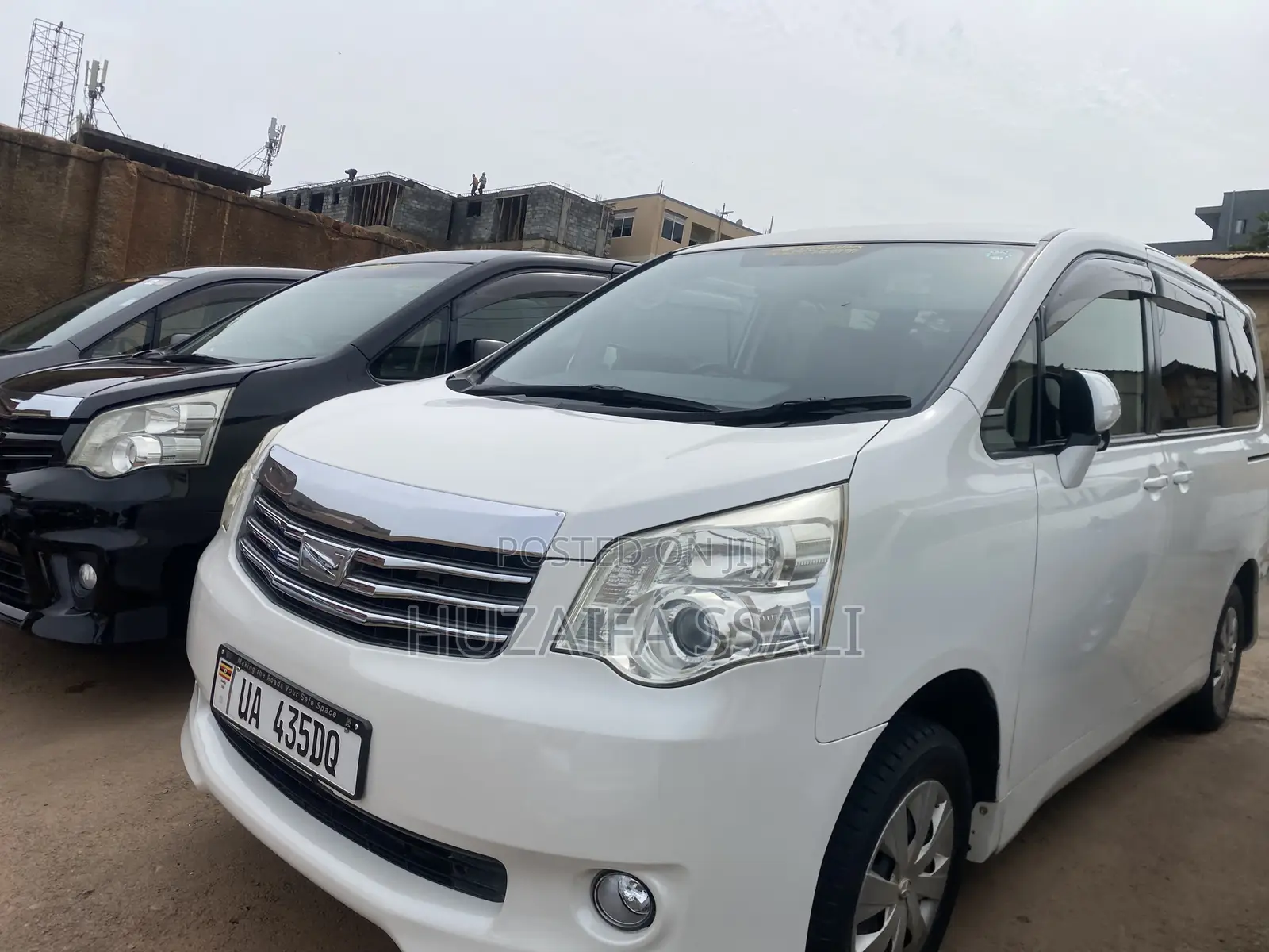 Toyota Noah 2022 White