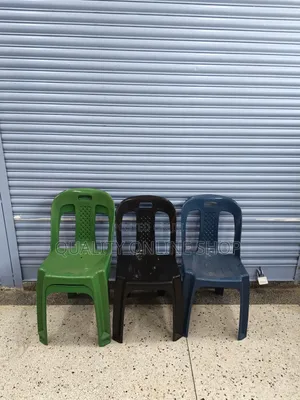 Everywhere Plastic Chairs Plastic Chairs
