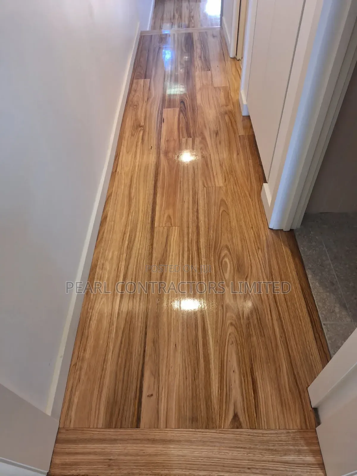 Wooden Floor/Natural Wooden Floor Supply and Installation Experts