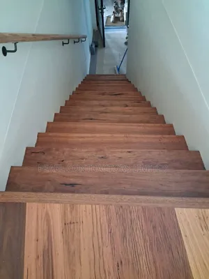 Wooden Floor/Professional Wooden Floor Installation Services Order Now