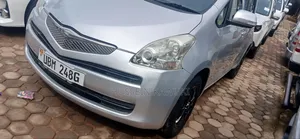 Toyota Ractis 2008 Silver