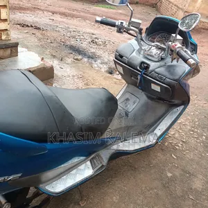 Suzuki Gixxer 250 2008 Blue