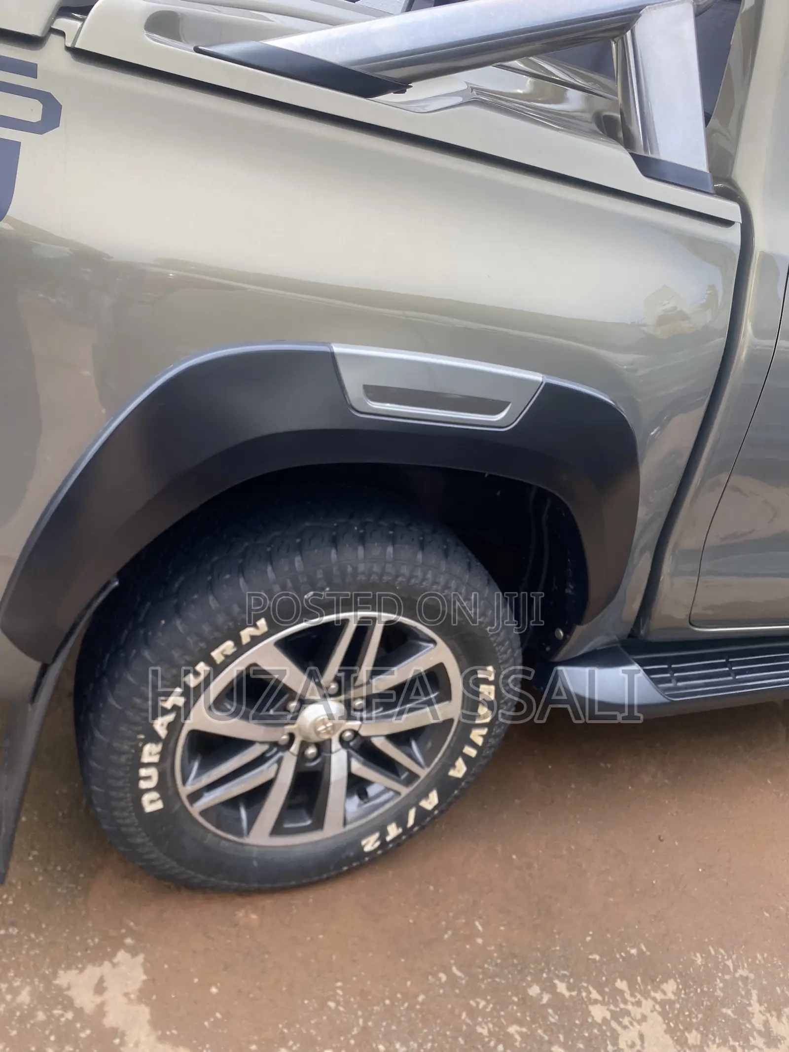 Toyota Hilux 2018 Gray